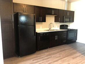 Pinon Lofts in Sedona, AZ - Building Photo - Building Photo