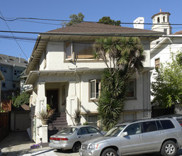 355 Santa Clara Ave in Oakland, CA - Building Photo - Building Photo