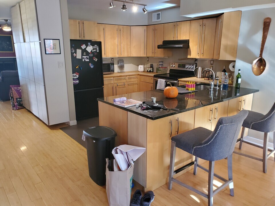 1429 Corcoran St NW, Unit 2 in Washington, DC - Building Photo