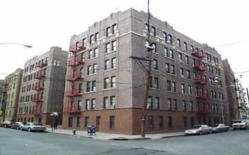 2735-2737 Marion Ave in Bronx, NY - Building Photo - Building Photo