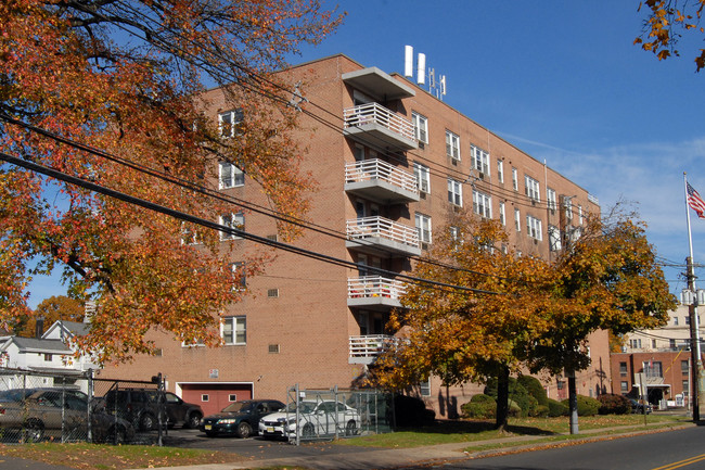 Pingry Arms in Plainfield, NJ - Building Photo - Building Photo