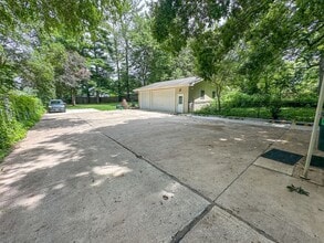 412 Ash Ave in Ames, IA - Building Photo - Building Photo