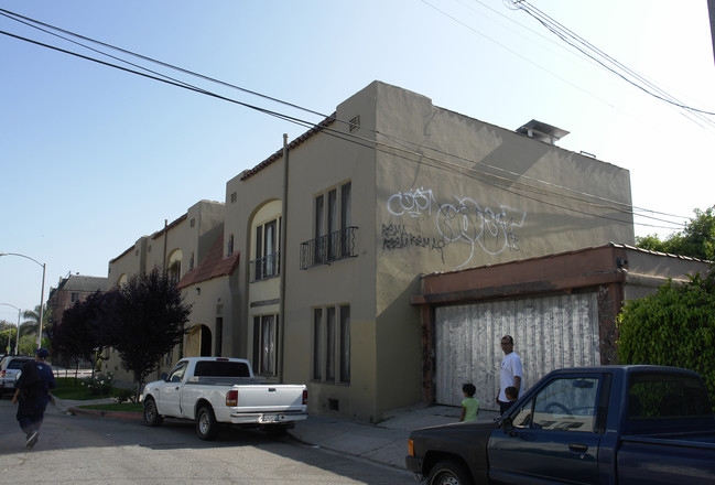 5201-5207 Marathon St in Los Angeles, CA - Foto de edificio - Building Photo
