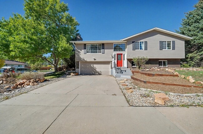 6891 S Quince St in Centennial, CO - Building Photo - Building Photo