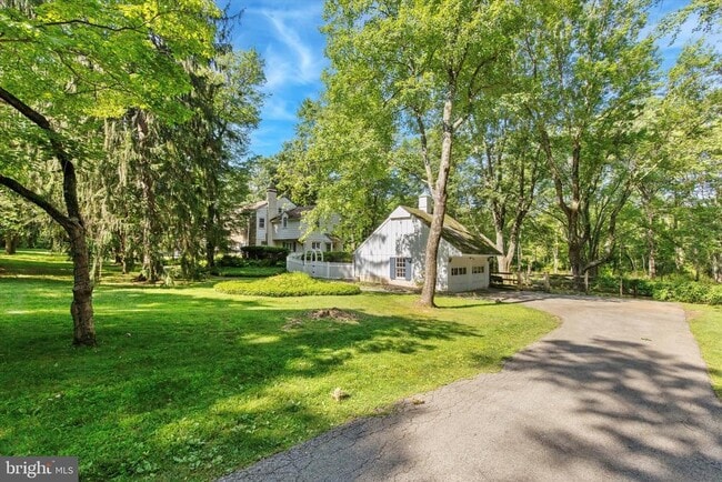 476 Nob Hill Rd in Devon, PA - Building Photo - Building Photo