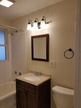 4520 W Wellington Ave, Unit 2 in Chicago, IL - Foto de edificio - Building Photo