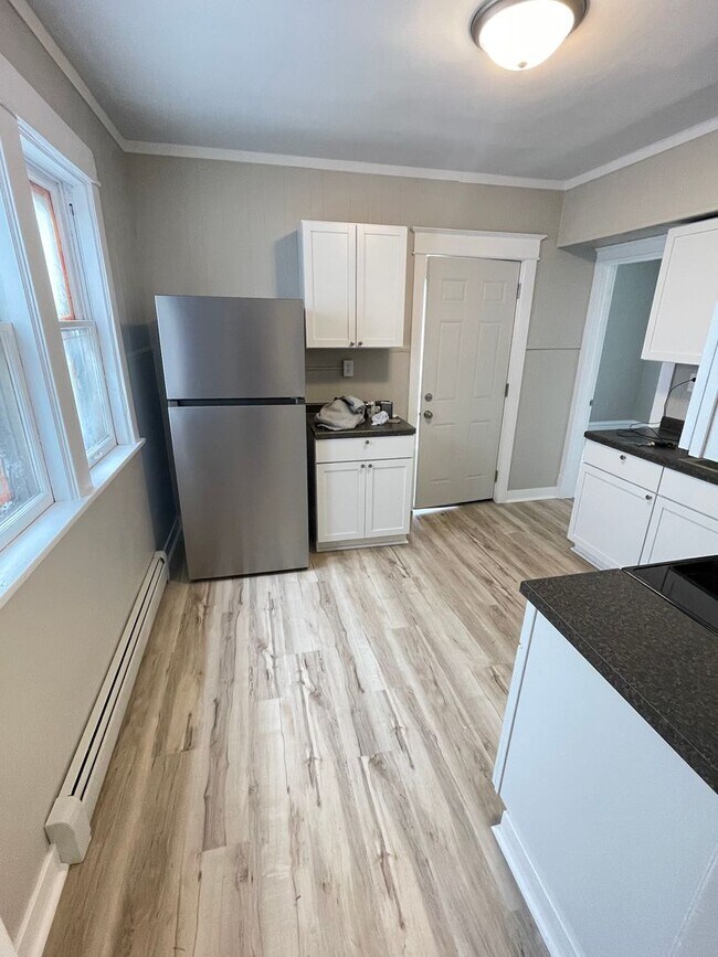 611 E 6th St in Duluth, MN - Building Photo - Building Photo