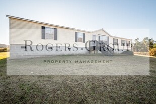 25 Brunswick Ln in Henderson, NC - Building Photo