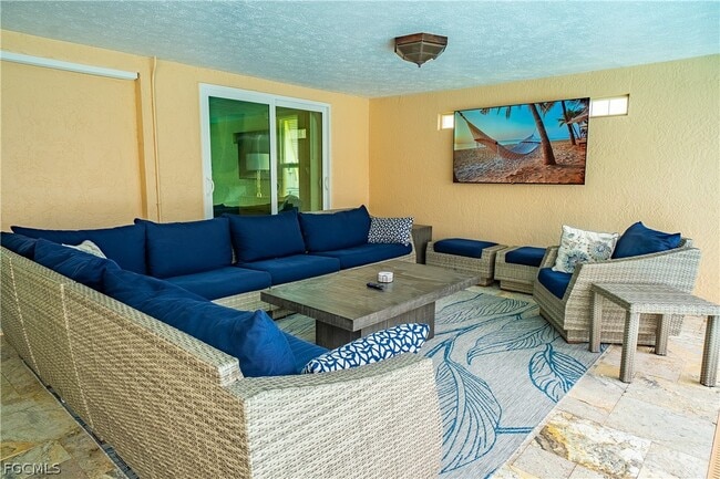 property at 3510 SE 19th Pl