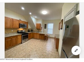 95 Cooper Ave in Long Branch, NJ - Foto de edificio - Building Photo