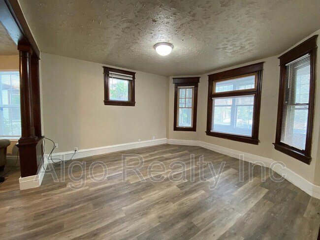 603 Lawson Ave E in St. Paul, MN - Building Photo - Building Photo