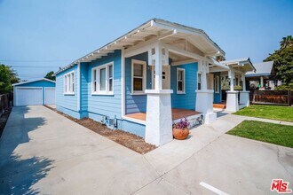 1131 N Sierra Bonita Ave in Pasadena, CA - Building Photo - Building Photo