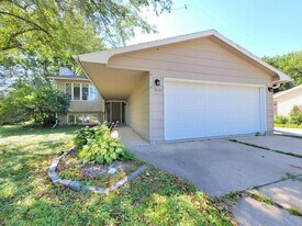 3801 14th Ave NW in Rochester, MN - Building Photo