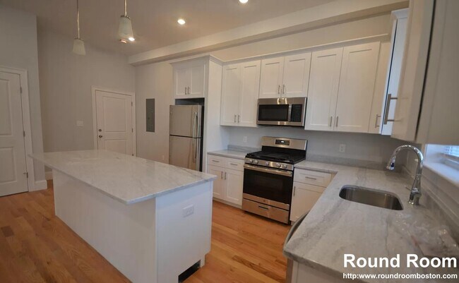 18 Murdock St in Boston, MA - Building Photo - Building Photo