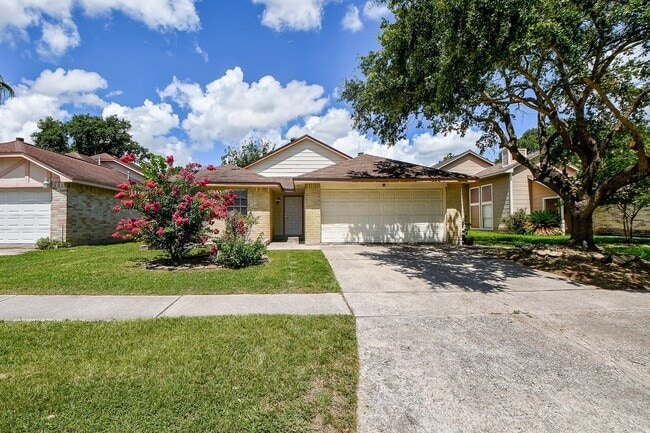 12655 Mill Wheel Ln in Houston, TX - Building Photo - Building Photo