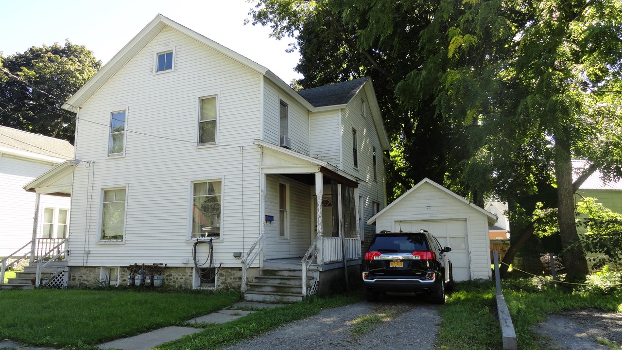 13-15 Brown Ave in Cortland, NY - Building Photo