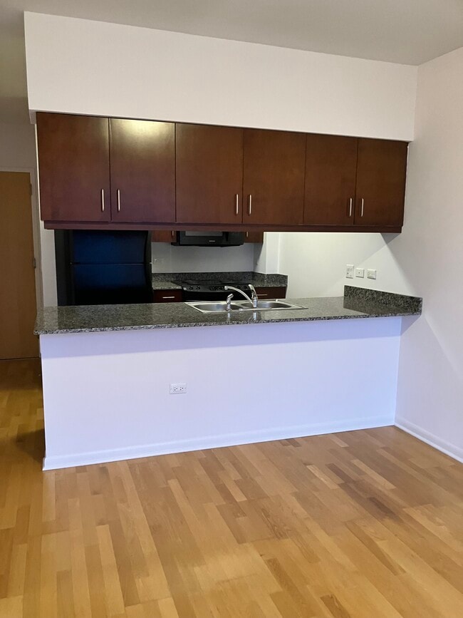property at 1740 Oak Ave