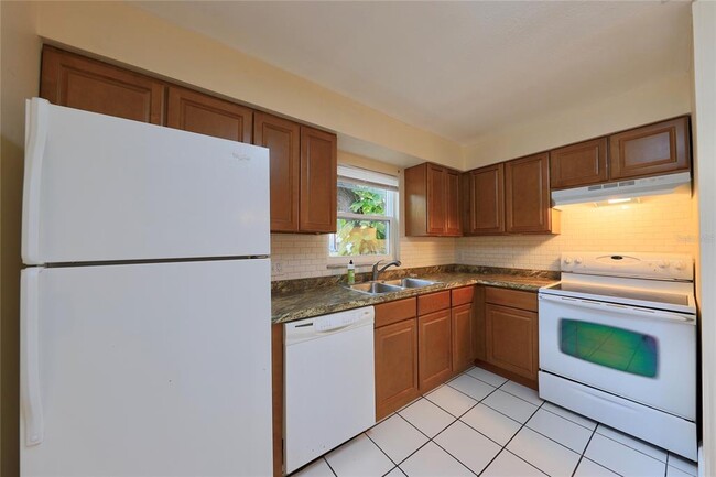 2959 Shore Dr in Safety Harbor, FL - Building Photo - Building Photo