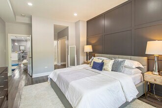 4933 S Wabash Ave in Chicago, IL - Building Photo - Building Photo