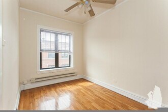 622 W Cornelia Ave, Unit 626-N3 in Chicago, IL - Foto de edificio - Building Photo