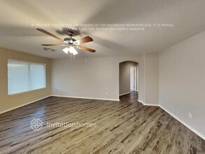 1991 W Sunshine Butte Dr in Queen Creek, AZ - Foto de edificio - Building Photo