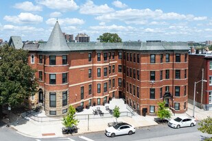 The Carlton in Baltimore, MD - Building Photo
