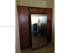 17057 SW 92nd St in Miami, FL - Building Photo - Building Photo