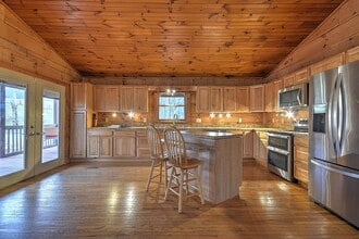 13625 Horton Hwy in Greeneville, TN - Building Photo - Building Photo