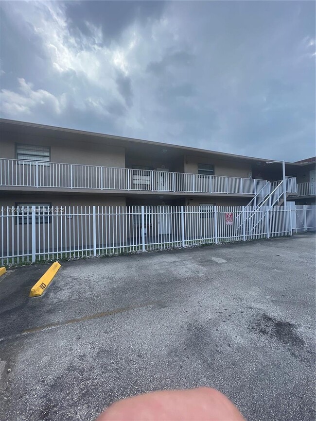 property at 2580 W 60th St