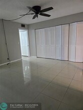 3027 Swansea Crescent in Deerfield Beach, FL - Building Photo - Building Photo