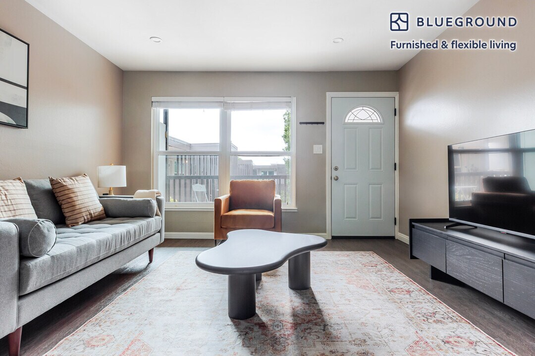 710 Laurel Ave in San Mateo, CA - Foto de edificio