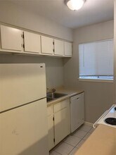 2201 Driscoll St in Houston, TX - Foto de edificio - Building Photo