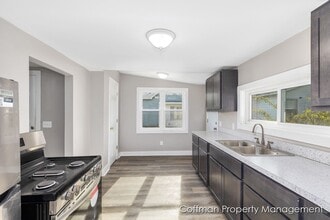 2065 Johanna Ave SW in Wyoming, MI - Building Photo - Building Photo