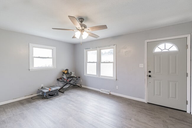 219 New Hope Rd in Lawndale, NC - Building Photo - Building Photo