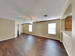 6815 Baron Gate Ct in Spring, TX - Building Photo - Building Photo