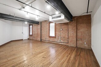 1011 Wood St in Houston, TX - Building Photo - Building Photo