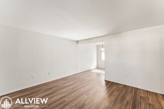 17972 Baron Cir in Huntington Beach, CA - Building Photo - Building Photo