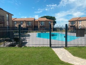 1601 W Somerville St in Pampa, TX - Building Photo - Building Photo