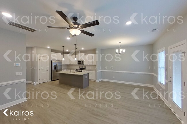 3712 Oak Leaf Wy in Greenville, NC - Building Photo - Building Photo
