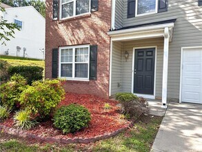1700 Ivey Pointe Ct in Lawrenceville, GA - Building Photo - Building Photo