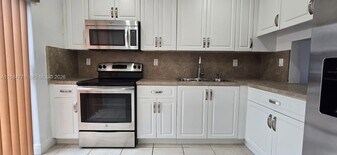 6345 SW 138th Ct in Miami, FL - Building Photo