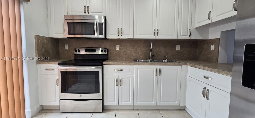 6345 SW 138th Ct in Miami, FL - Building Photo