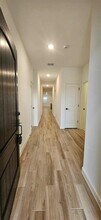 8411 Bay Oaks Dr in Baytown, TX - Building Photo - Building Photo