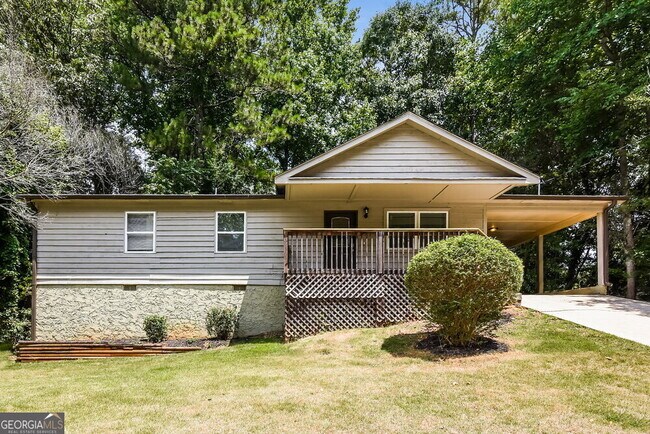 property at 280 Monument Ct
