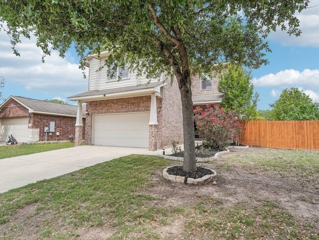 1700 Strobel Ln in Austin, TX - Building Photo - Building Photo