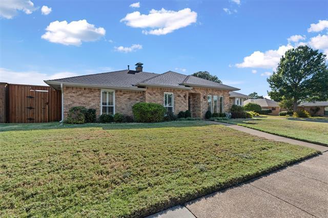 1600 Fairwind Ct in Carrollton, TX - Building Photo - Building Photo