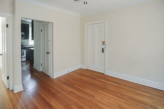 4717 N Leavitt St, Unit 1 in Chicago, IL - Building Photo - Building Photo