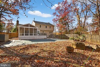 14982 Gold Post Ct in Centreville, VA - Building Photo - Building Photo