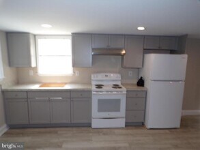 2452 Hopewell Rd in Berlin, NJ - Building Photo - Building Photo