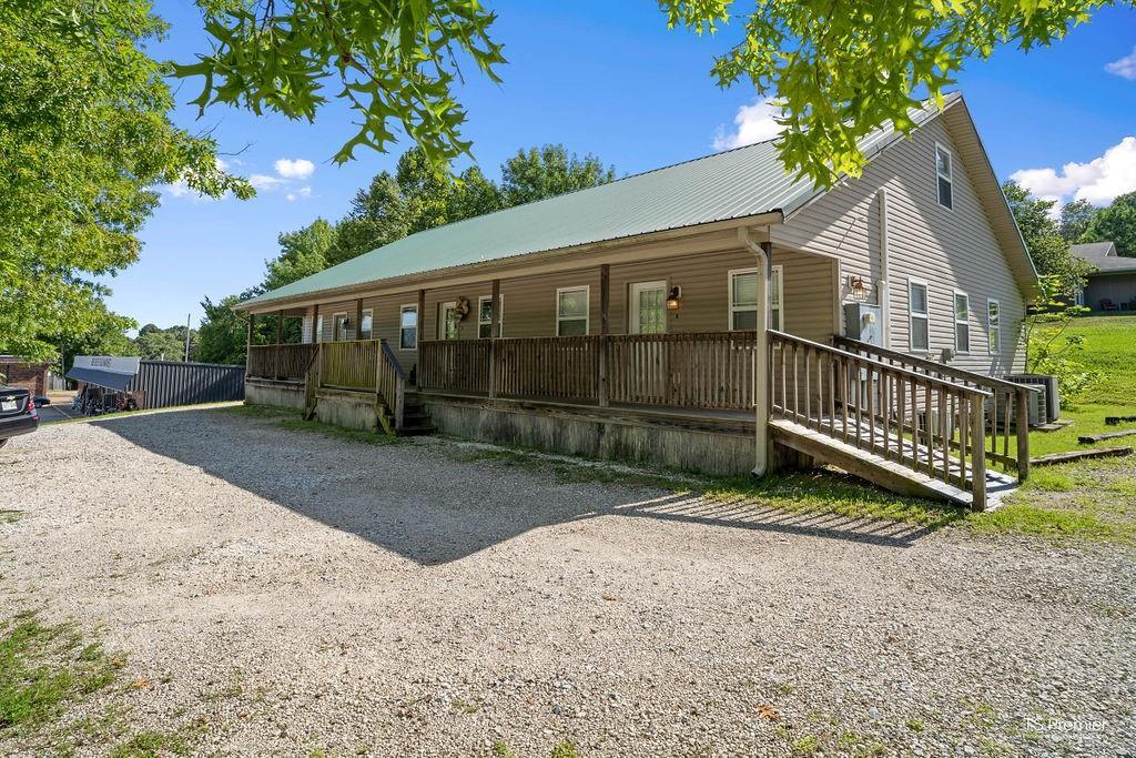 194 N Centennial Ave, Unit A in West Fork, AR - Foto de edificio